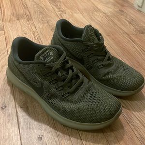 Nike free run sneakers